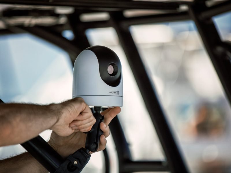 6 - SIONYX - MARINE GROUP